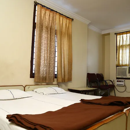 Sri Sai Krishna Deluxe Lodge-3